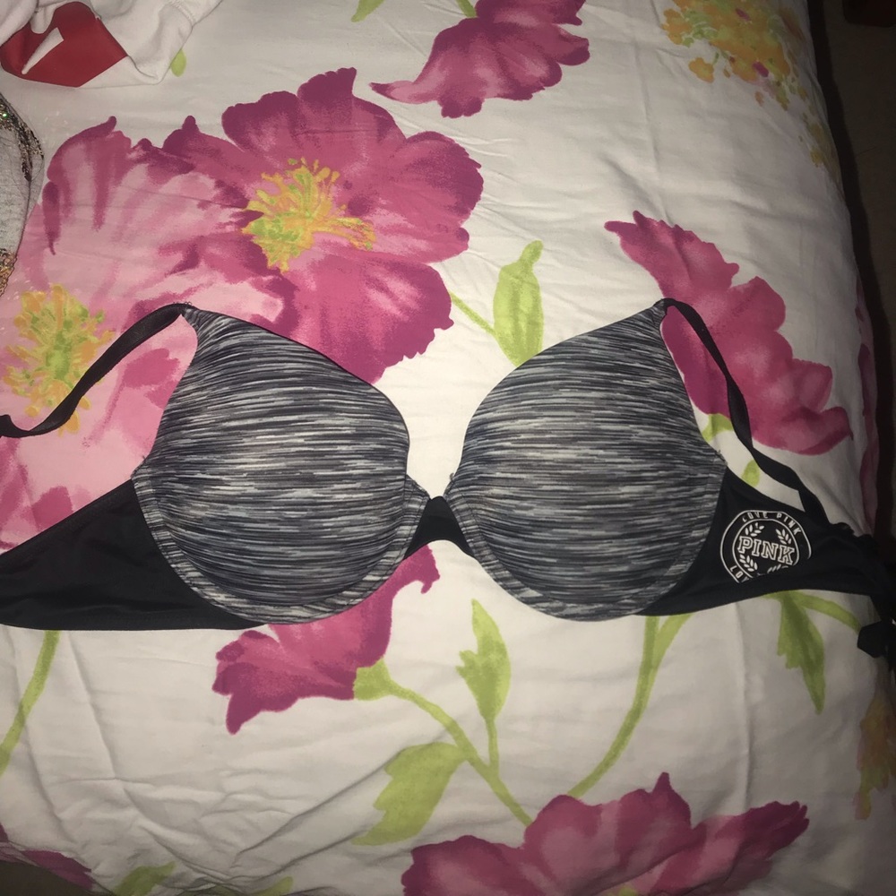 Victoria Secret push up bra 36B